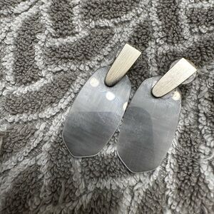 Kendra Scott Silver and Gray Geometric Earrings